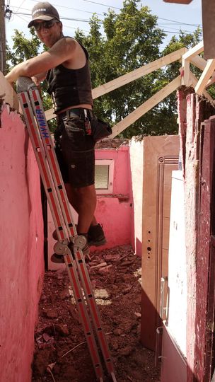 Romahaus 25 Aufbau 7.jpeg